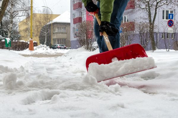 Snow Pavement Cleaning
